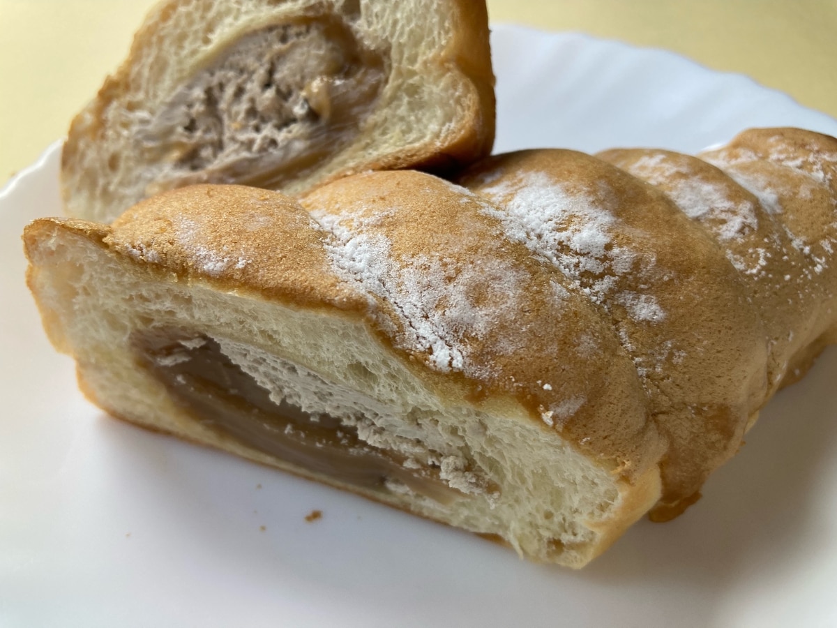 「濃厚なマロンクリームが美味しい」【ローソン】マロンコロネ 粒入りマロンクリーム&マロンホイップ