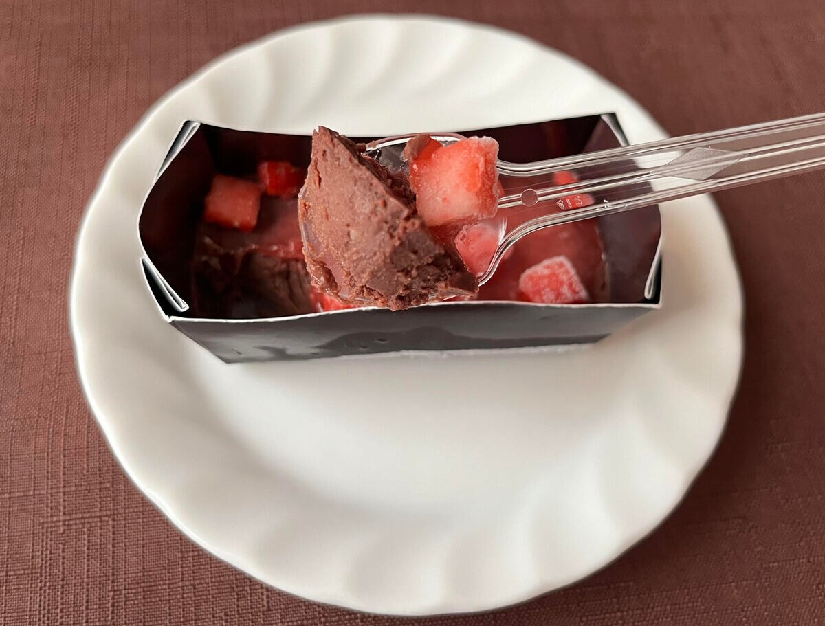 ケンズカフェ東京監修!【ファミマ】温度によって変化するテリーヌショコラが登場