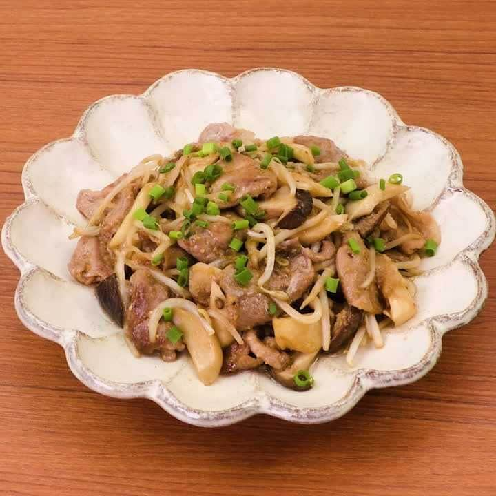 ご飯のお供に♪豚肉とエリンギのもやし味噌炒め