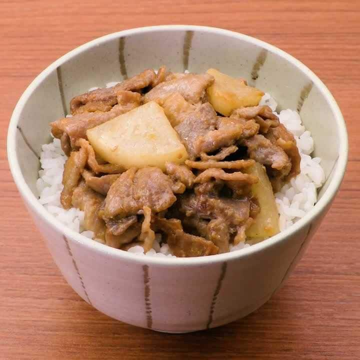 味付け簡単！豚肉と大根のうま味噌丼