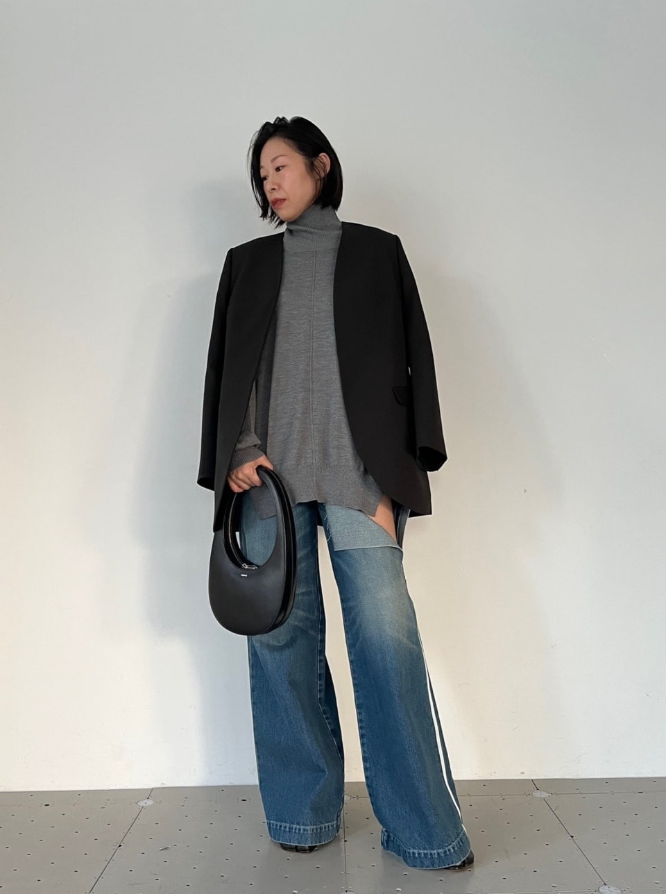 【365 DAYS SNAP】ADELAIDE MDディレクター 押岡 舞さんのニットスタイル