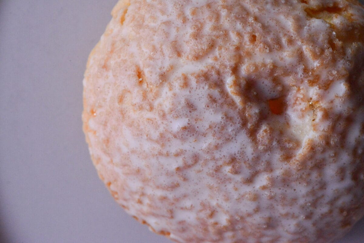 あの人気メロンパンがシュークリームに！【ローソン】新感覚の新商品発売