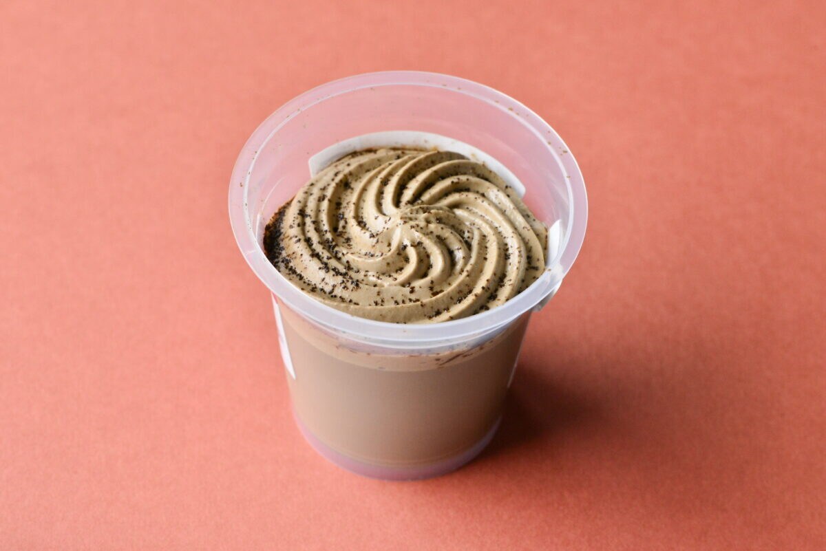 芳ばしいほうじ茶の香りでほっこり【ローソン】宇治ほうじ茶ラテプリン