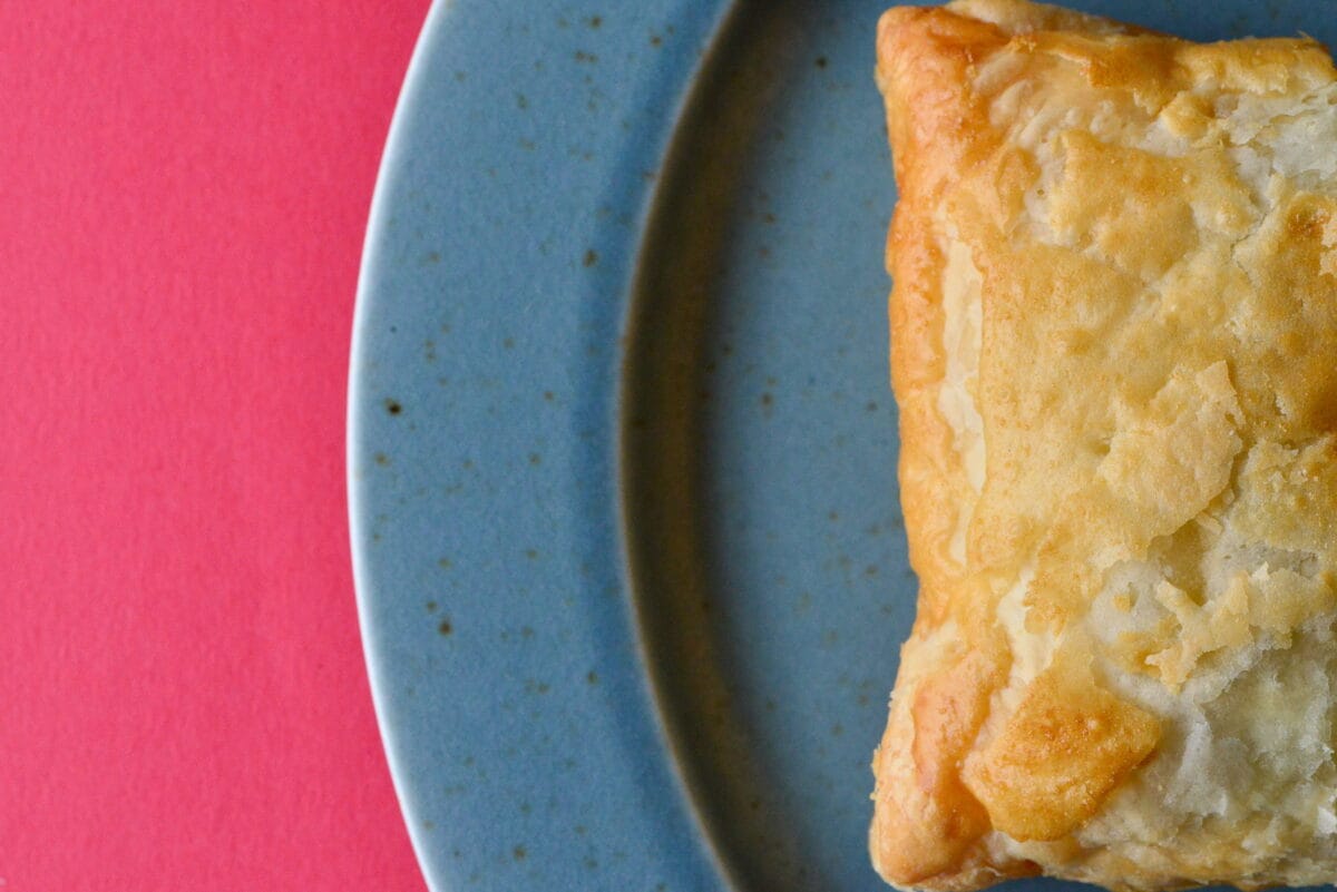 サックサクでおいしいパイがここにある!【ミスド】台湾胡椒餅風パイ