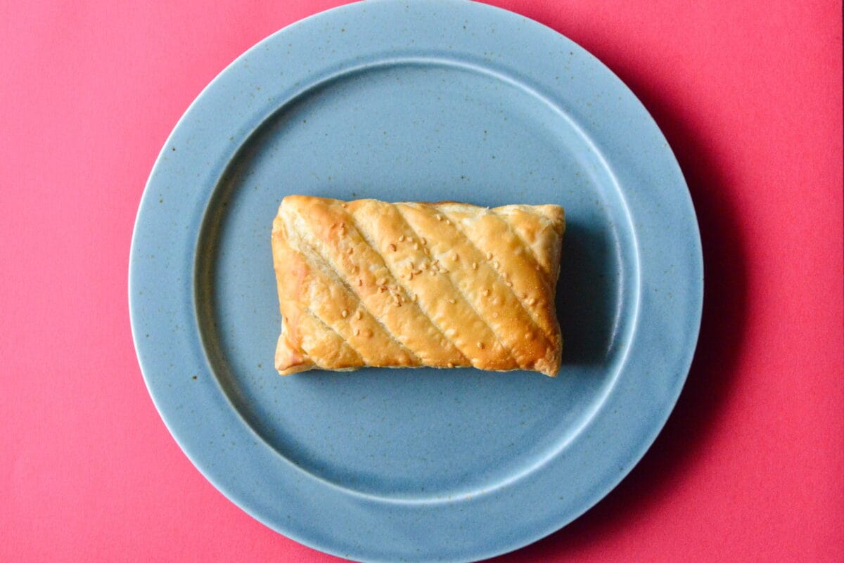 「めちゃうま」「合う~」SNSで高評価!【ミスド】台湾ごま団子風パイ