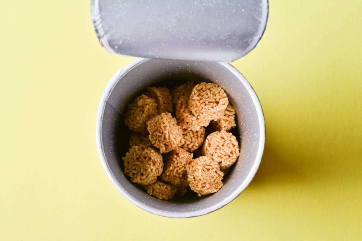 ひとくちで「ココイチ」【おやつカンパニー】ベビースターラーメン丸