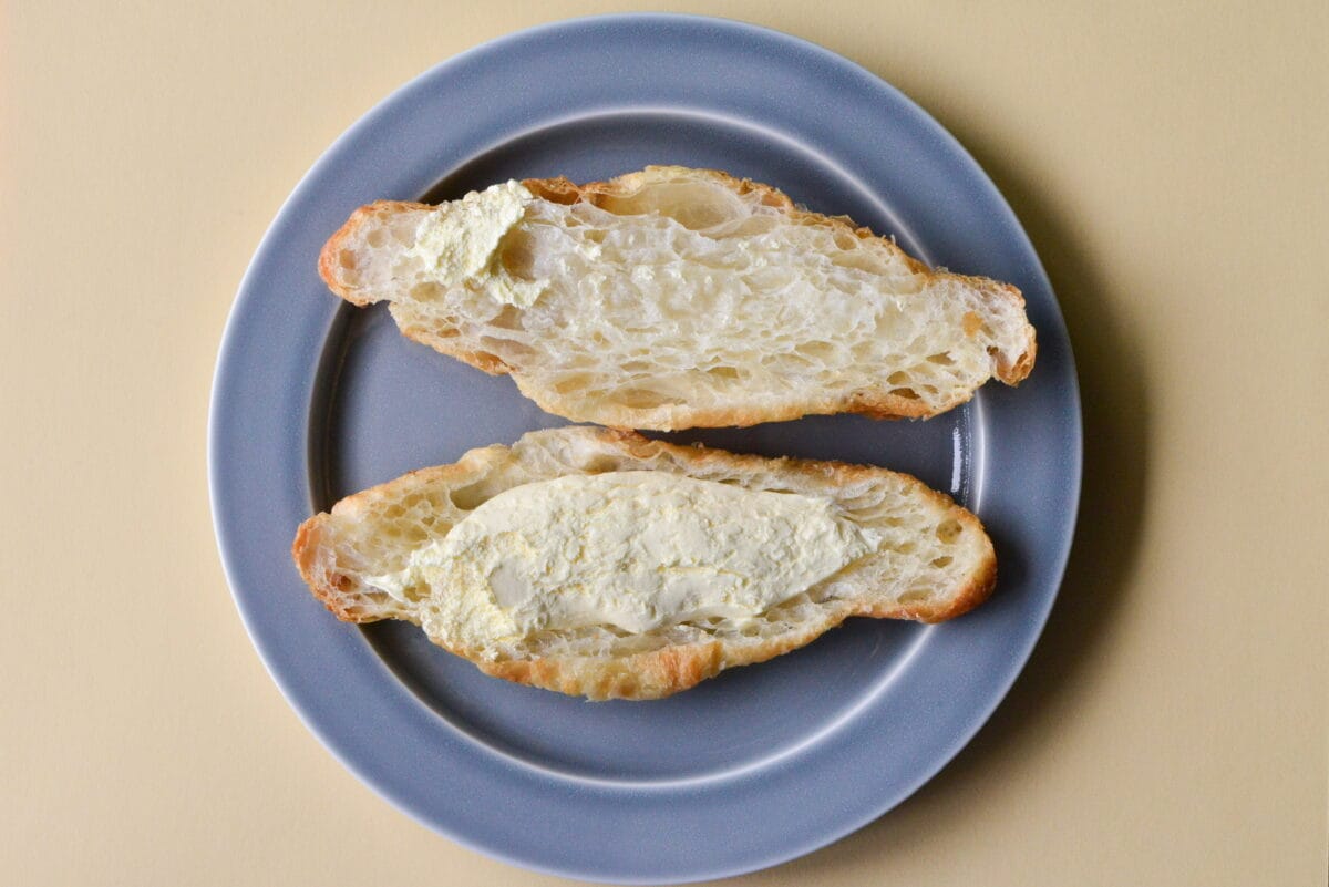 ふわじゅわでおいしい【ファミマ】人気の生クロワッサンに新しい味が登場