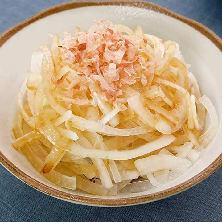 簡単副菜！定番のオニオンスライス