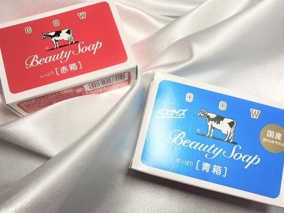 「牛乳石鹸」100円で洗顔はバッチリ。1年使って感じた赤箱と青箱の違い：10月に読みたい記事