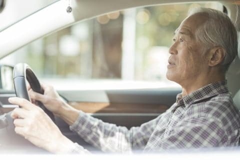 免許返納、60代以上の約8割が「返納予定なし」　理由は「運転能力に問題ない」が最多　＜アンケート＞