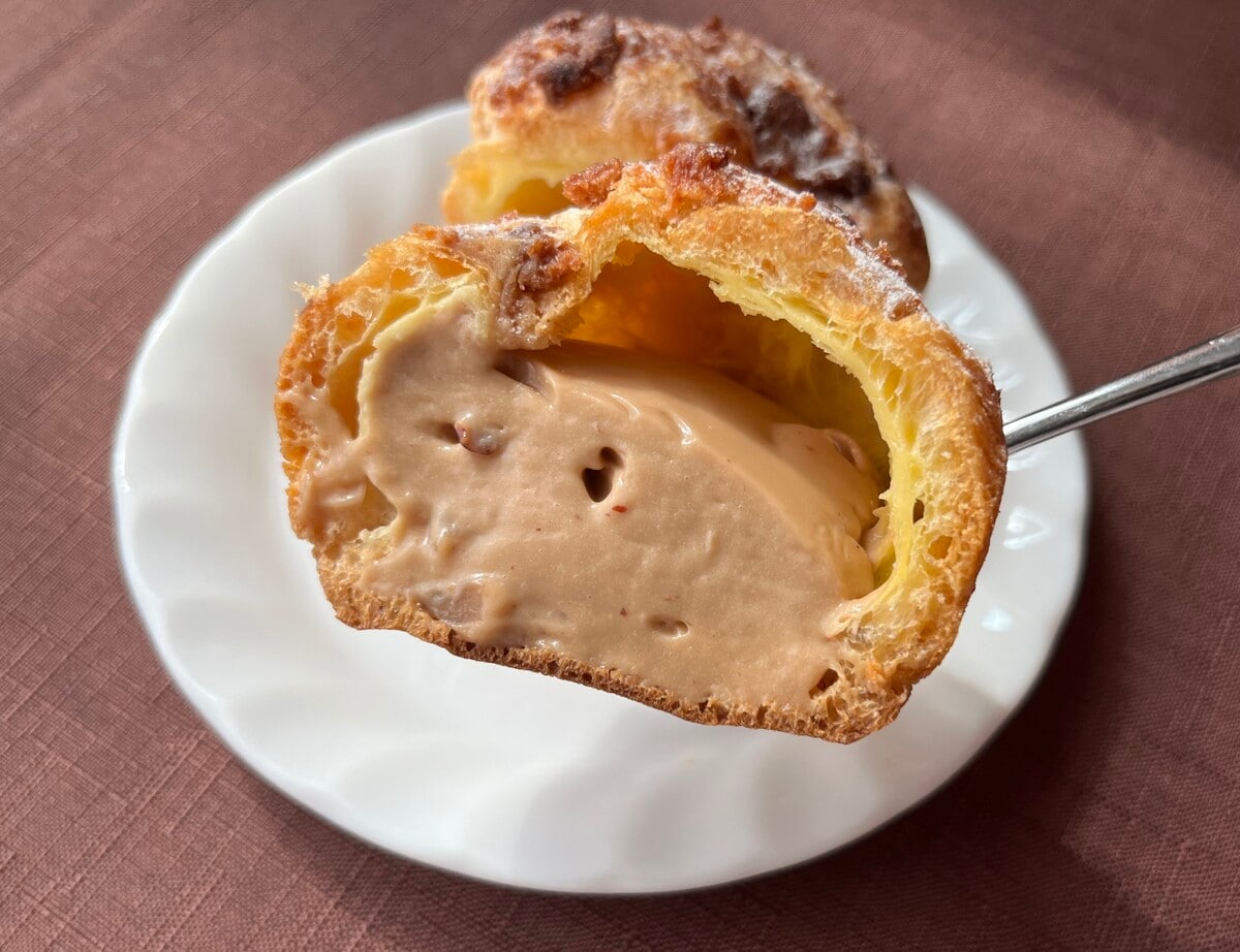 クリームが絶品！【ファミマ】栗の味を楽しめるマロンシューが登場