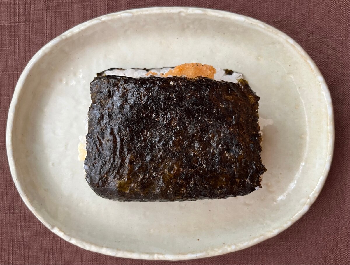 ボリューム満点!【ファミマ】ファミチキとタルタルが入ったおにぎりが登場!