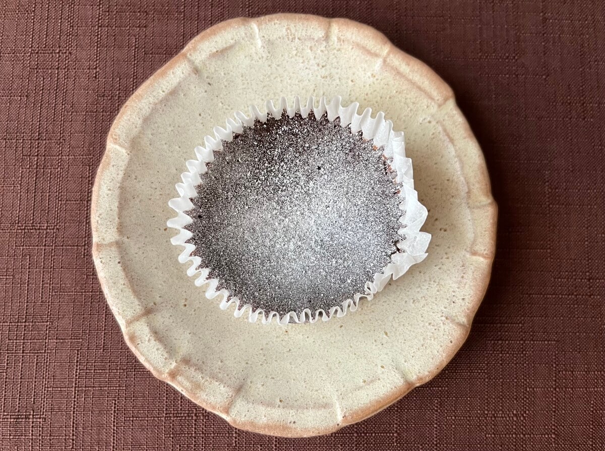 なめらかで濃厚!【ローソン】ねっとり食感のショコラテリーヌケーキが登場!