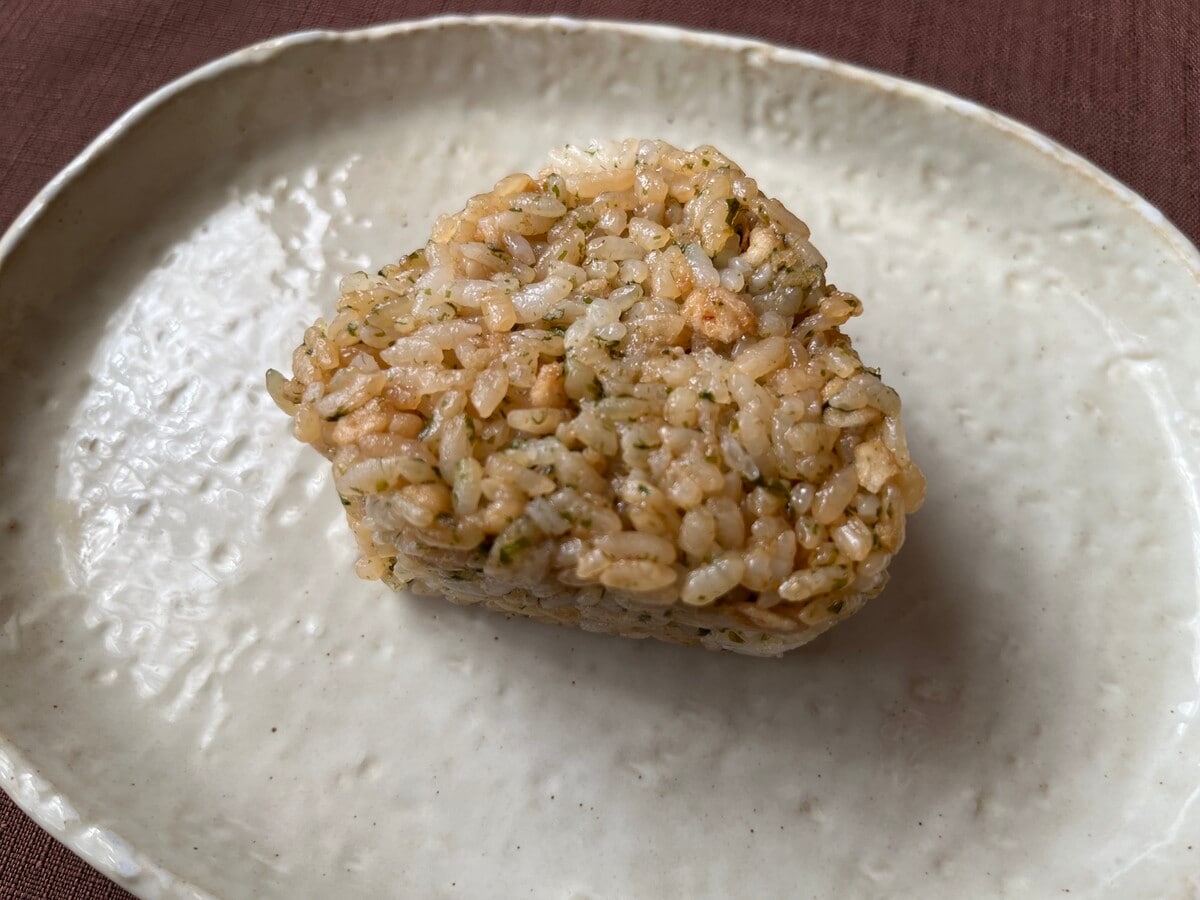 あの大人気商品が帰ってきた！【ローソン】シンプルなのにやみつきになる「悪魔のおにぎり」