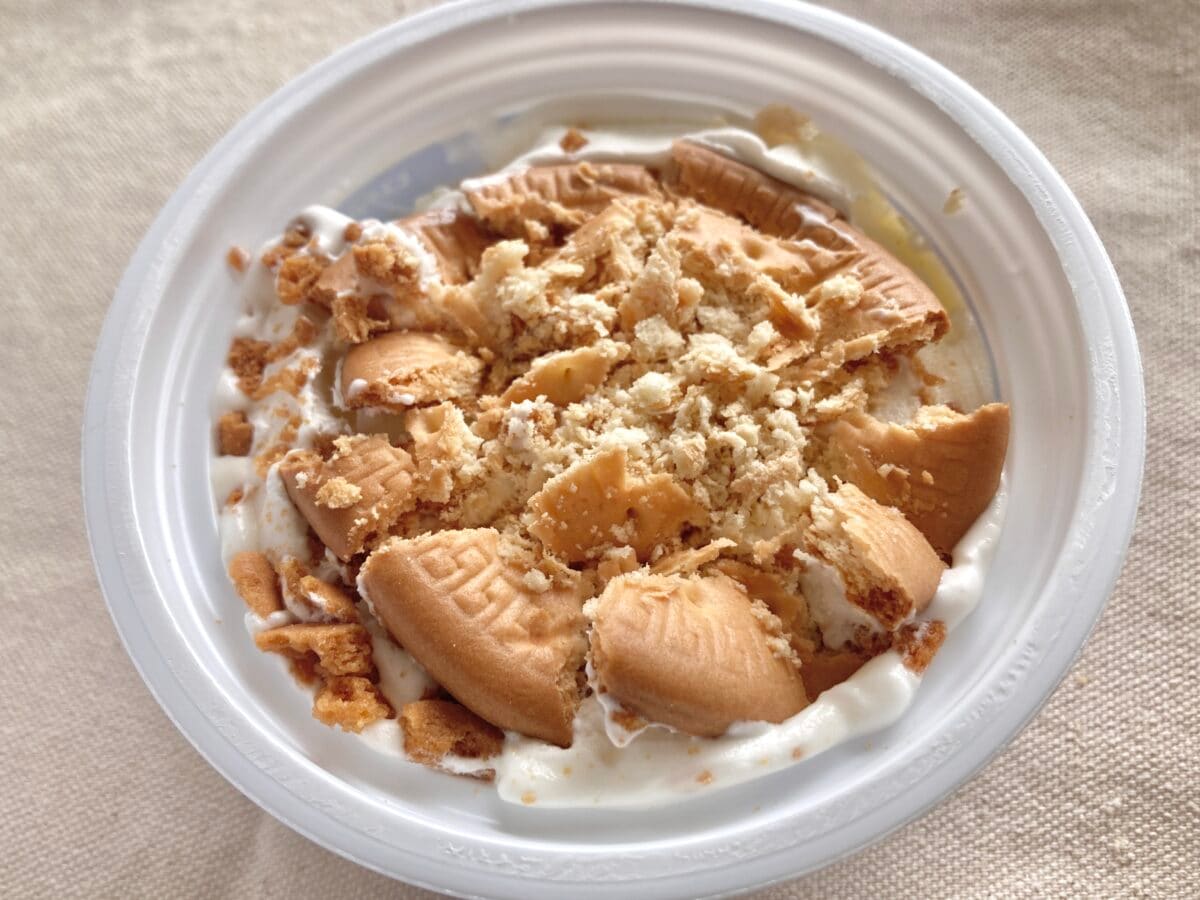 「近年最高レベルで美味い」【セブン】砕いて食べる!?新感覚アイス登場