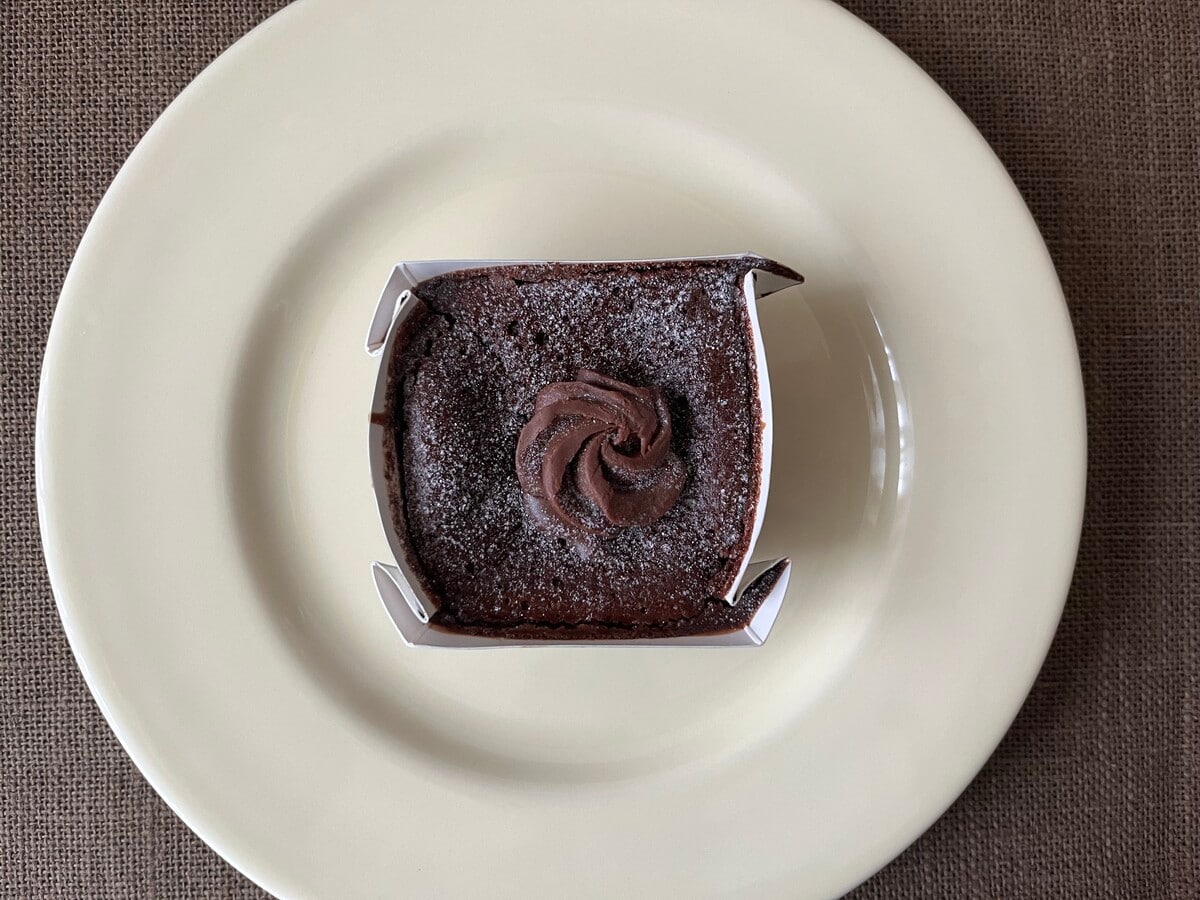 温めてもおいしい!【ファミマ】とろけるチョコレートが濃厚なフォンダンショコラが登場!