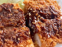 白米くださぁい！【ファミマ】厚切りチキンカツに甘辛味噌ダレが最高♡