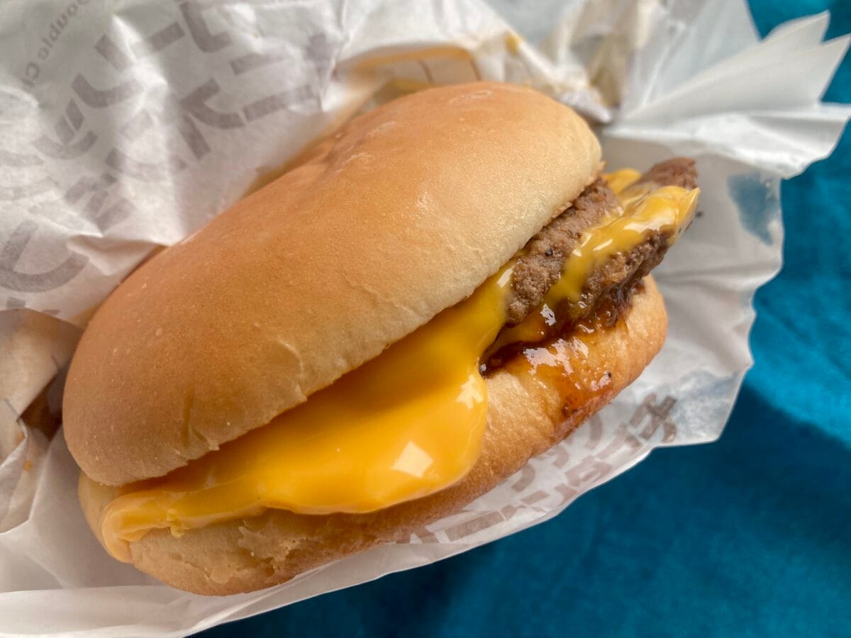 新作はガーリックオニオン!【マクドナルド】期間限定いまだけダブチ