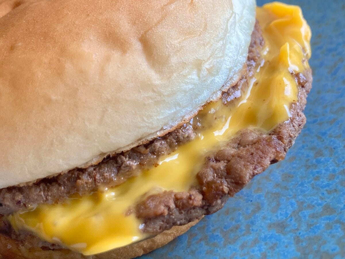 新作はガーリックオニオン!【マクドナルド】期間限定いまだけダブチ