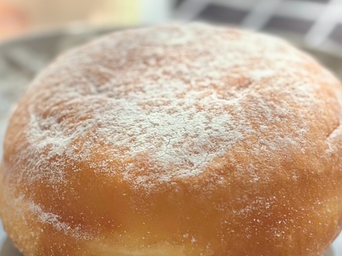 とろける口どけがたまらん……♡【ファミマ】再販の名作ドーナツを実食