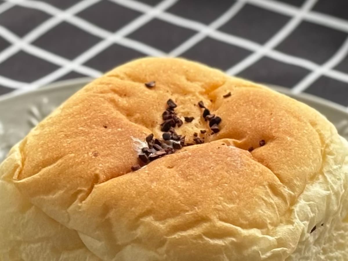 コーヒーとホイップが相性抜群【ローソン】人気カフェコラボの新作パン