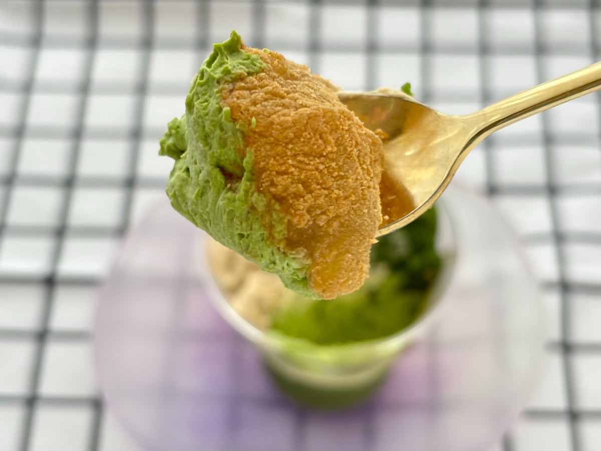 和栗の甘みと抹茶の渋みが相性抜群！【セブン】新作パフェがぜいたく♡