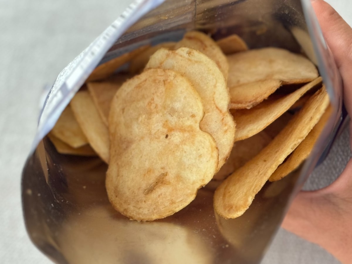 じゃがバター×塩辛でおいしすぎ！【湖池屋】新作ピュアポテトを実食
