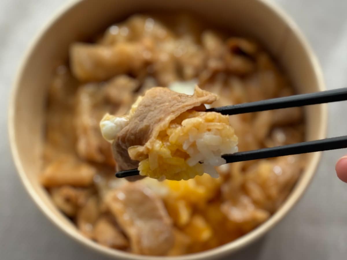 ニンニク醤油味がうますぎてクセになる!【ローソン】人気店監修の豚丼