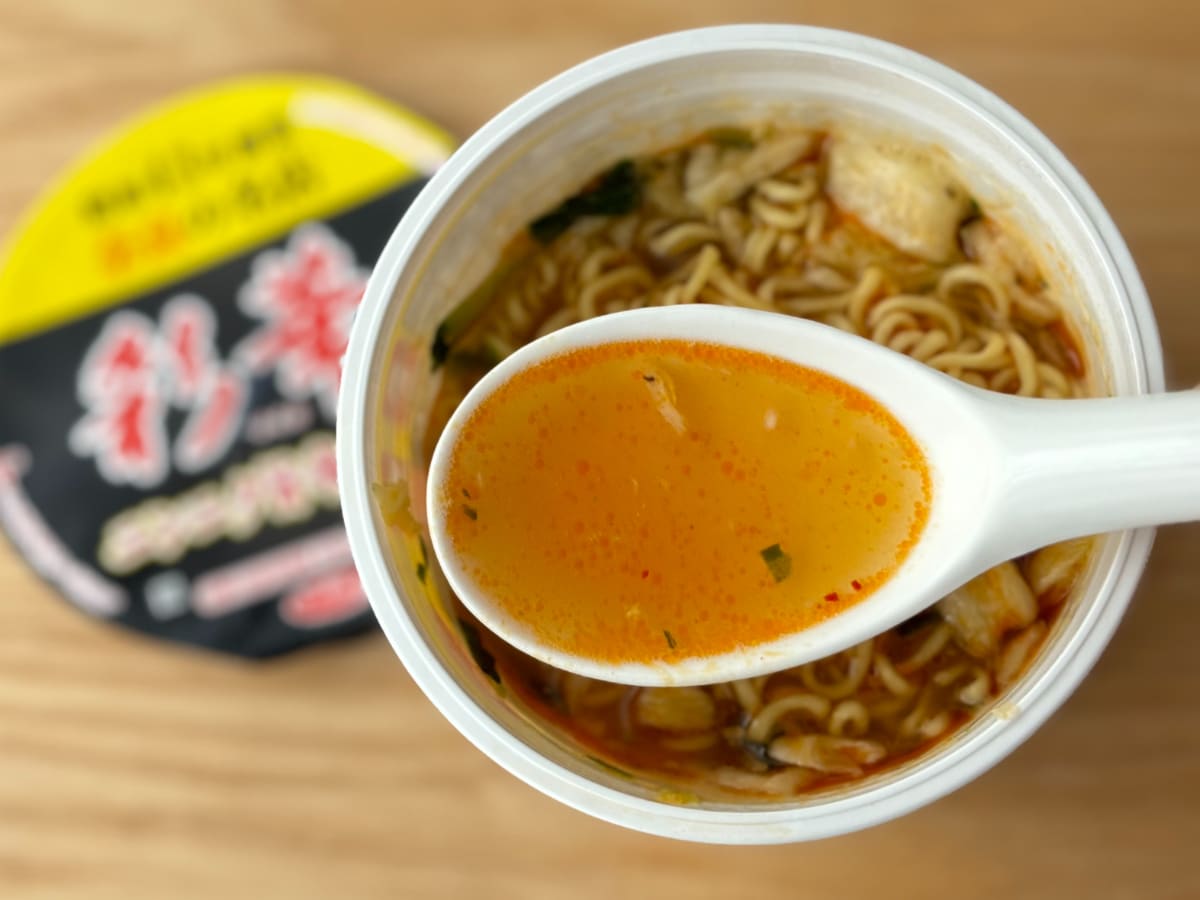 旨辛味がクセになる！【ローソン】奈良のソウルフードを再現したカップ麺