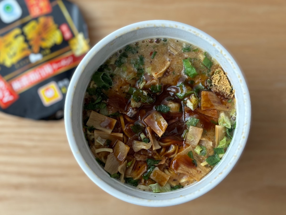 とろとろスープが麺に絡んでうまい！【ファミマ】京都の極鶏監修カップ麺
