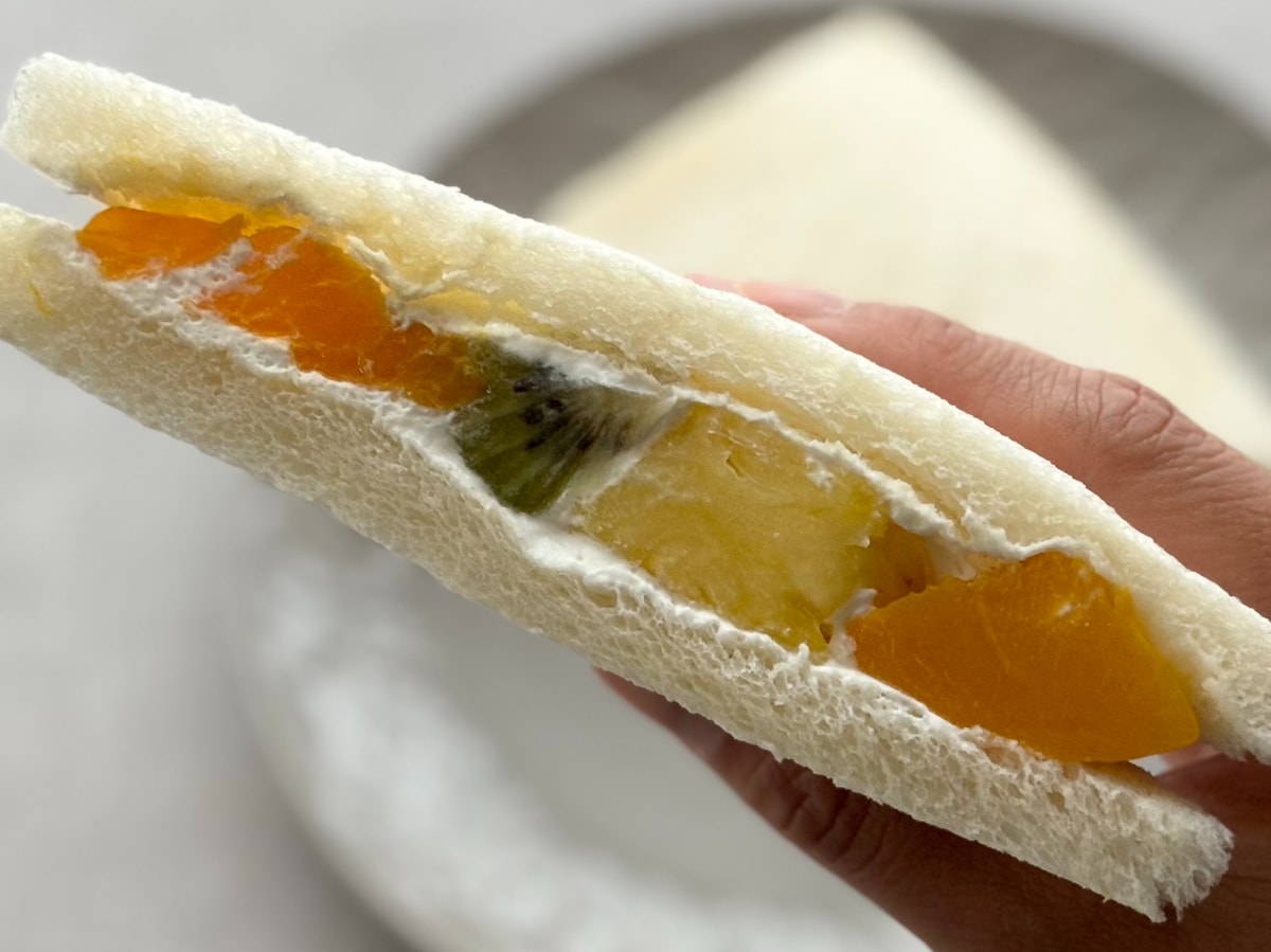 ピクミンが運んだ果実入り!?【ファミマ】コラボサンドがかわいい♡