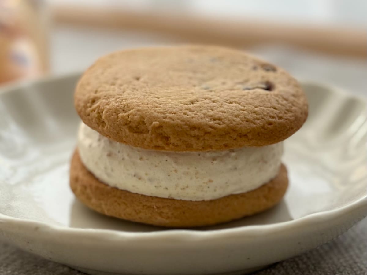 カントリーマアムがアイスサンドに!【セブン限定】話題の新商品を実食