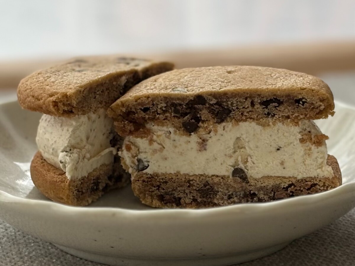 カントリーマアムがアイスサンドに!【セブン限定】話題の新商品を実食