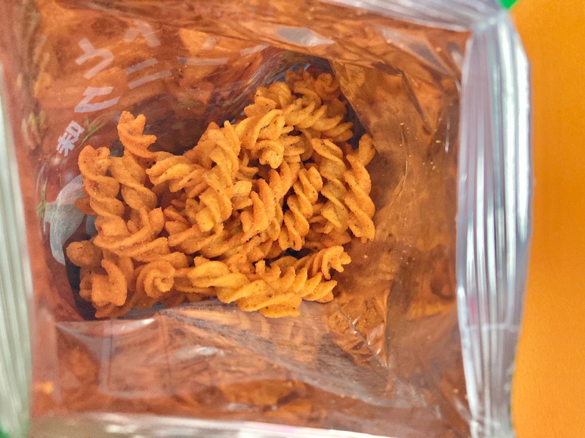 おつまみにもぴったり!【セブン-イレブン】カプリチョーザスナックトマトとニンニク味