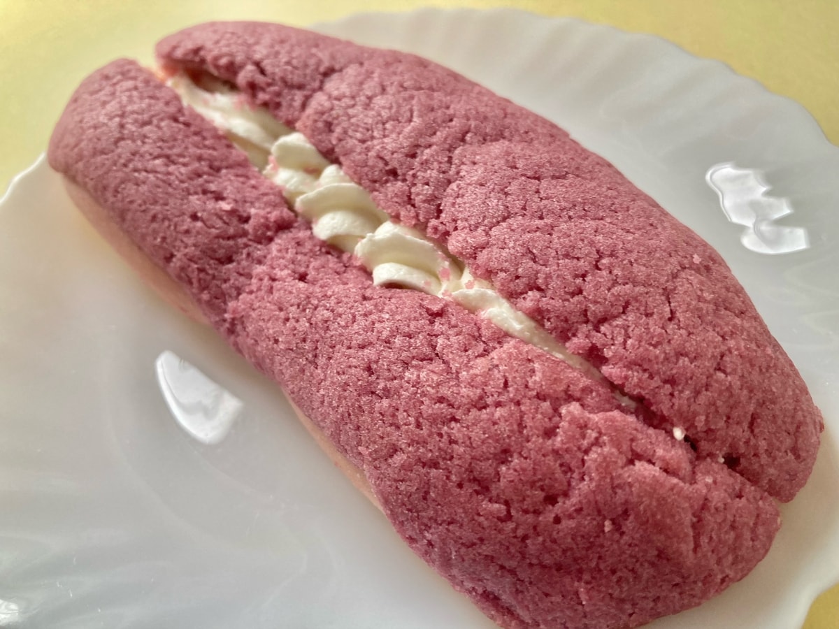 「さつまいもカラーで季節にぴったり」【セブン】お芋＆ホイップコッペ