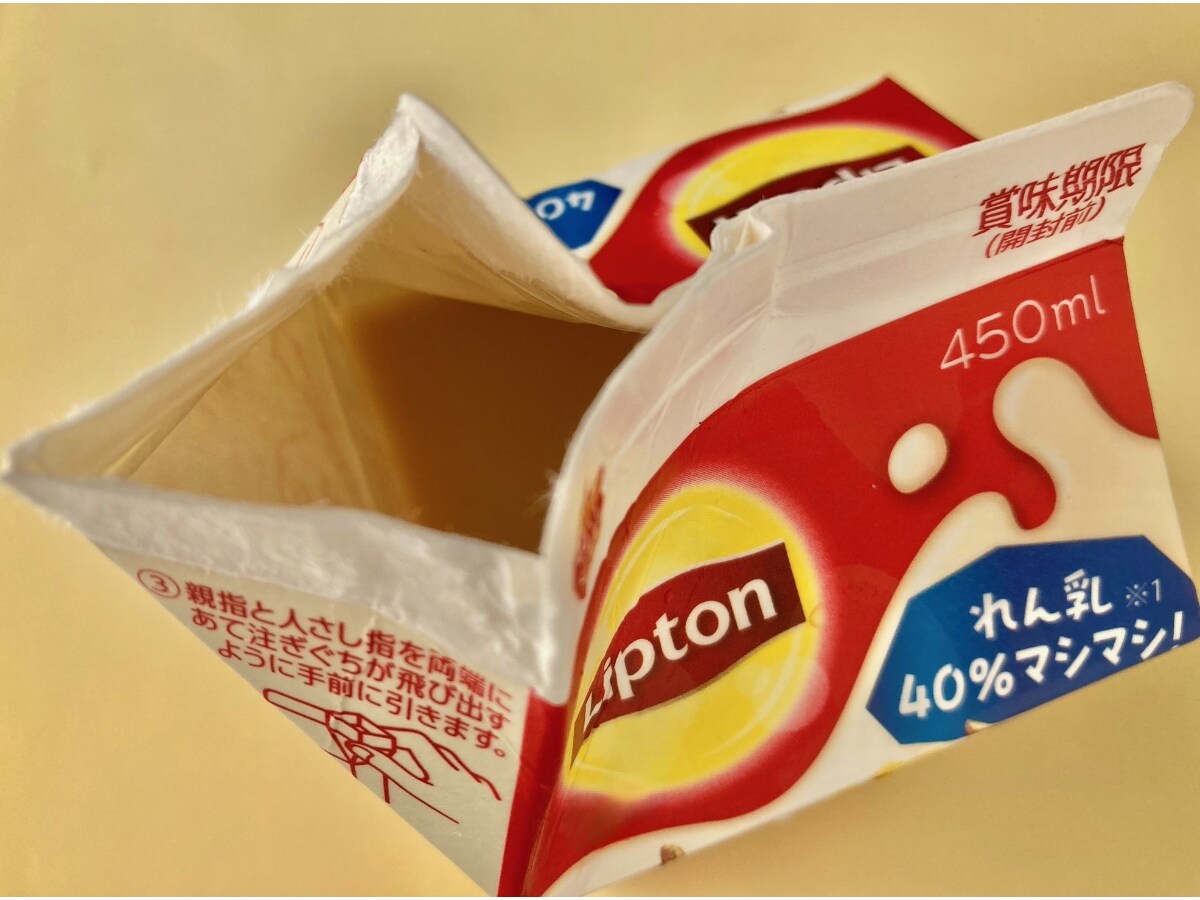 「意外とすっきりした甘さ?」【リプトン】れん乳ミルクティー