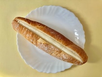 塩味とミルキーさのバランスが絶妙【ローソン】濃厚ミルクフランス　北海道産練乳・生クリーム使用