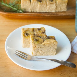 混ぜてレンチンするだけ！朝食やおやつにぴったりの「簡単バナナケーキ」