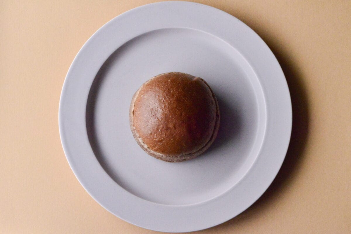 「たまらん」とろっとろの濃厚チョコは反則級【セブン】ガーナコラボパン