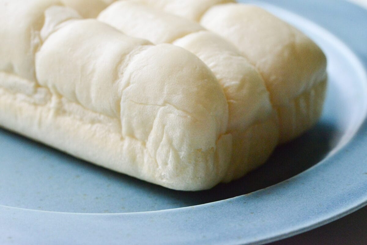 「好きすぎる」焼くとさらに美味！【セブン】お布団みたいなふかふかパン