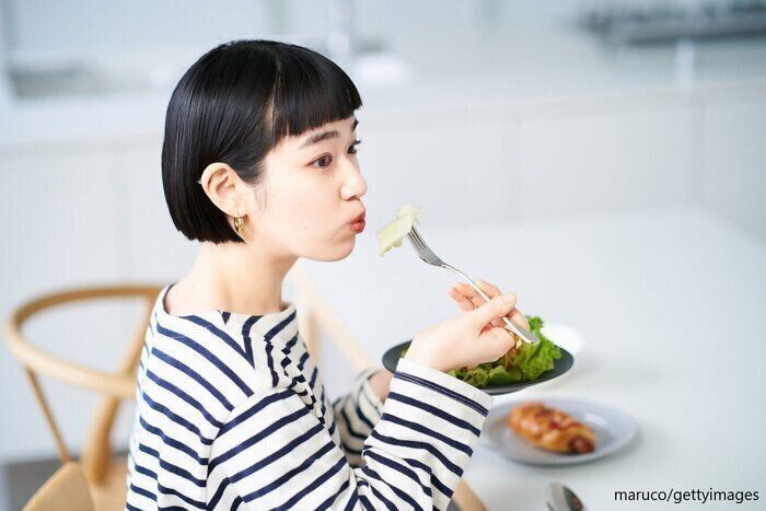 いますぐやめて！体力を消耗する食事の摂りかた、NG習慣3選