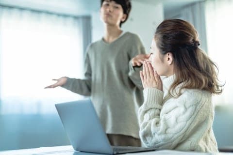 妻が「嫌だからやめて」と伝えても「俺は大丈夫」という夫、SNSで話題の「嫌知らず」はモラハラ？