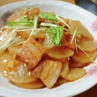 味つけはめんつゆで◎「豚バラ」あったらコレ作って！味つけ簡単豚バラおかず