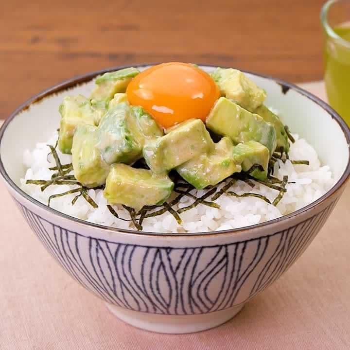 簡単！アボカド丼