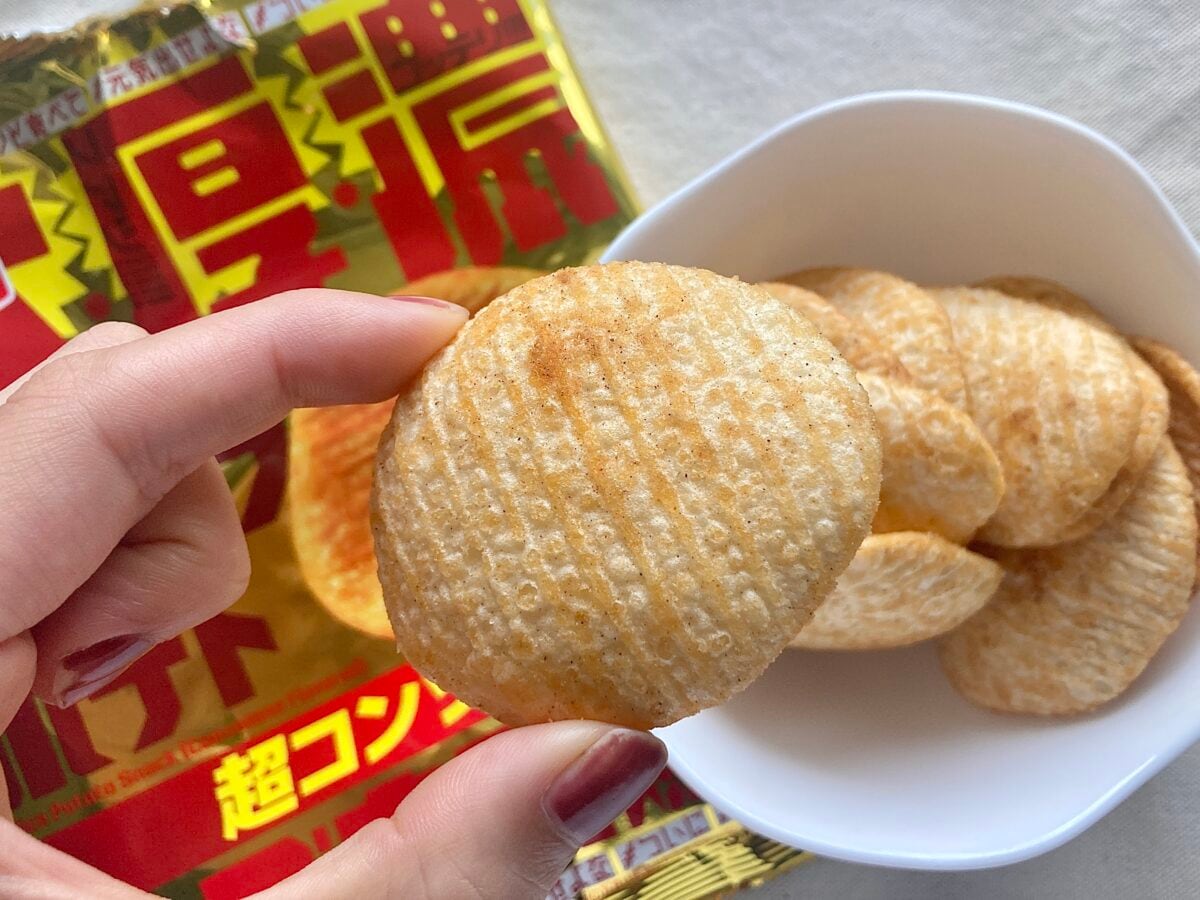 米粉×ポテト!?【亀田】大きい!分厚い!濃厚!新感覚スナック登場
