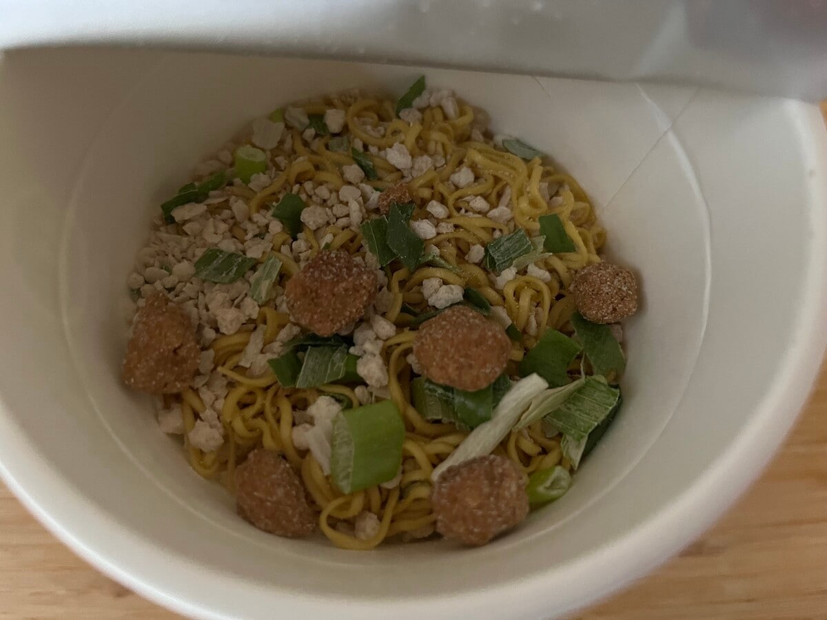 たんぱく質をしっかり取れる!【セブン】モリンガエキスが配合されたヌードルが登場!