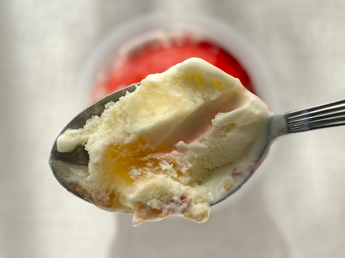 インパクト大の見た目も話題に！【セブン】新作アイスがかわいすぎた♡