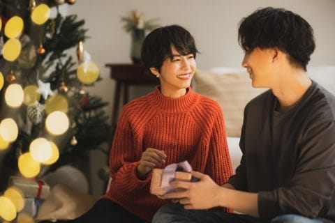 高すぎた「クリスマスプレゼント」に後悔、破局後も残った「20万円のローン」　払ってもらえない？