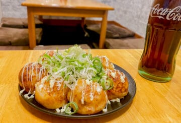 【飯塚】たこ焼きをつまみに！たこ焼き酒場りんの岩塩たこ焼き