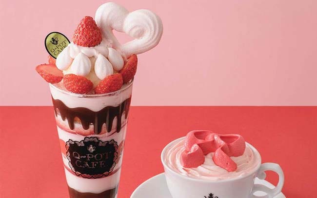 東京｜2000円台×ドリンク付き！かわいい「いちごパフェ」4選。たっぷりのフレッシュいちごに、ふわふわの映えメレンゲなど